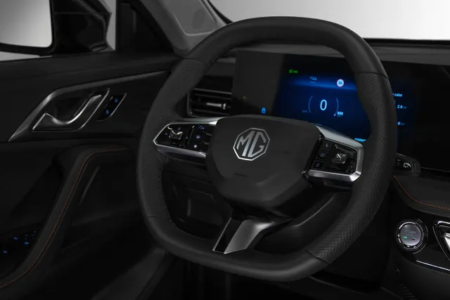 MG — detalle de volante e interior