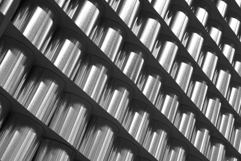 Industrial — detalle abstracto de rollos metálicos