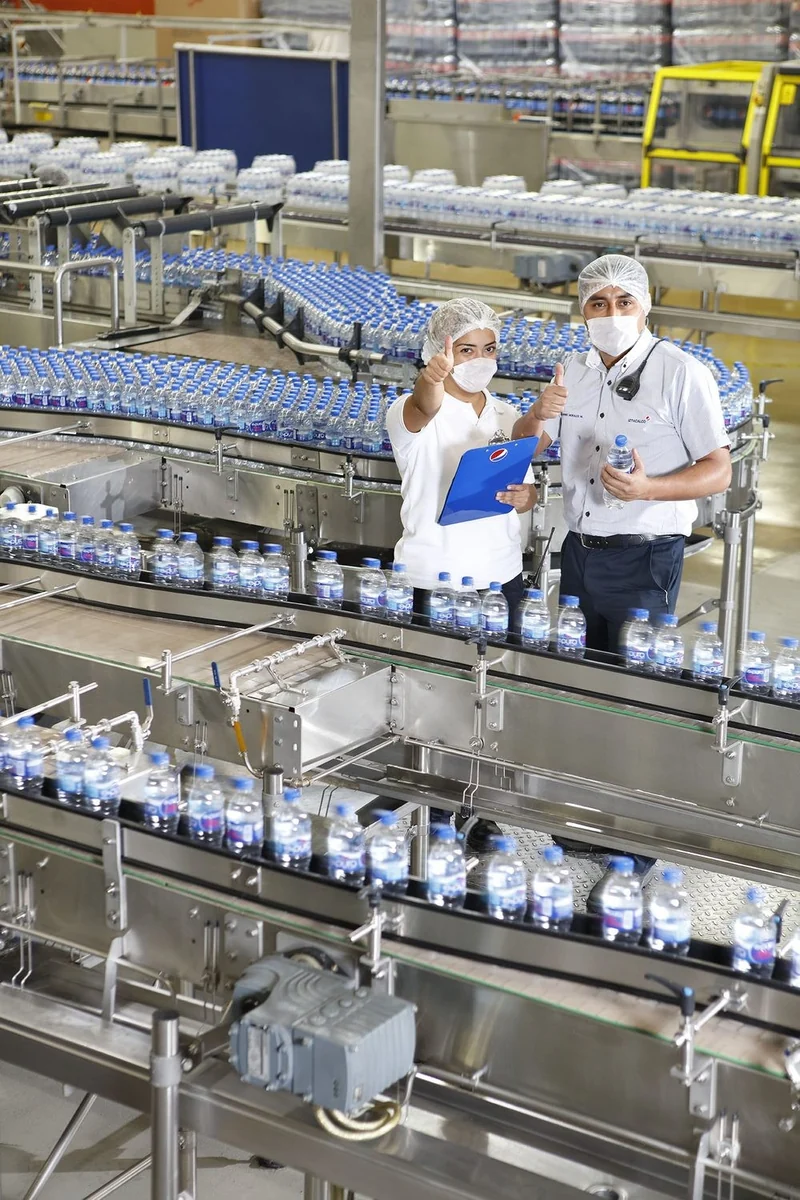 Industrial — control de calidad en línea de embotellado de agua
