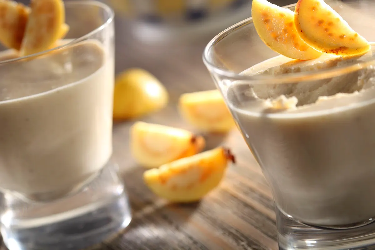 Repostería — mousse con manzana caramelizada
